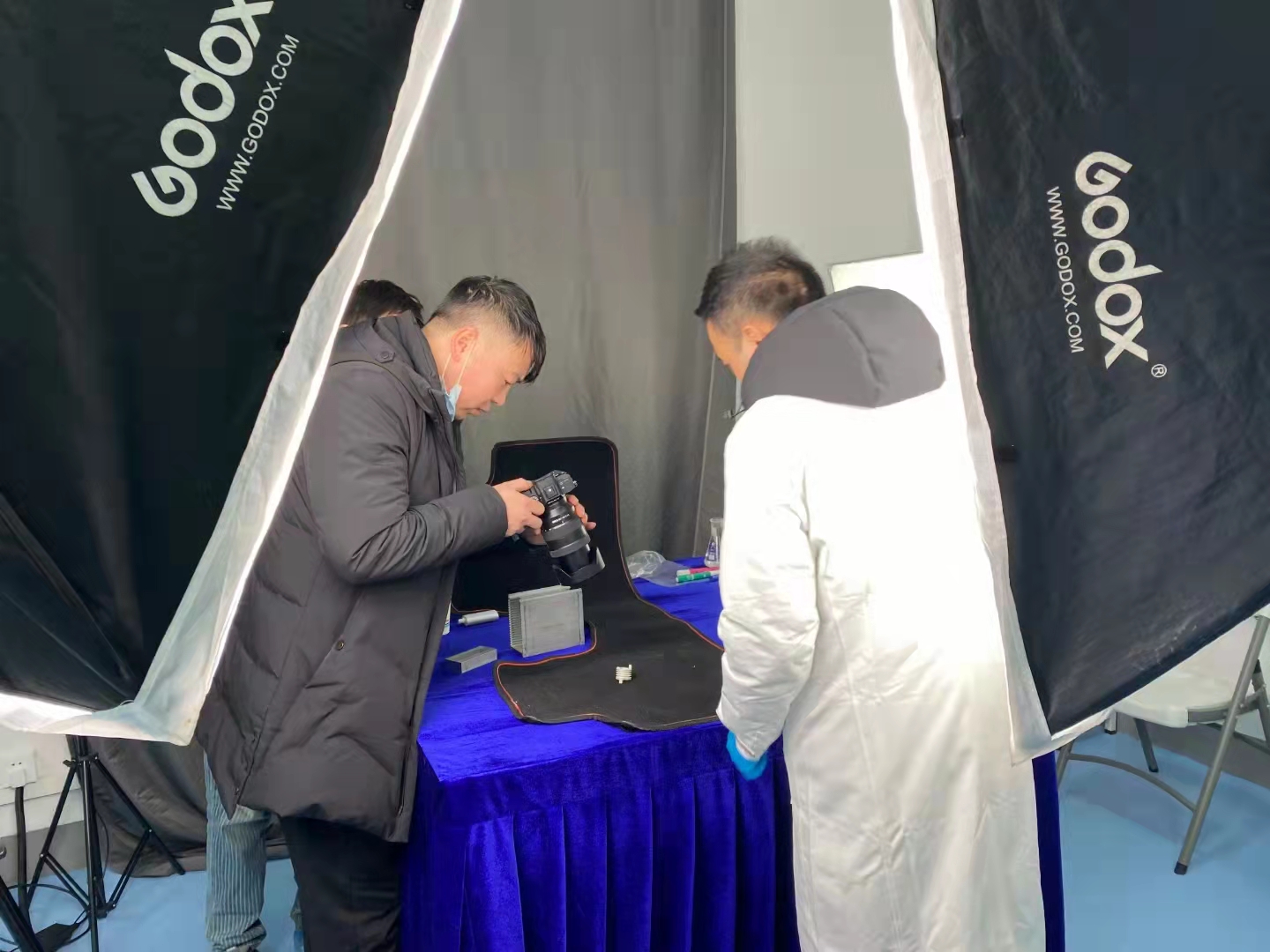 普樂(lè)斯等離子清洗樣品實(shí)驗(yàn)拍攝