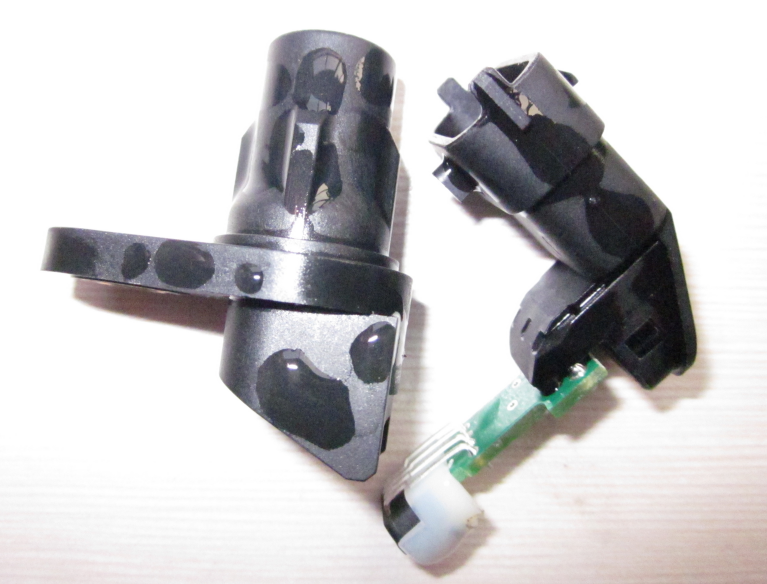 汽車傳感器外殼等離子處理后親水性增強-普樂斯等離子清洗機