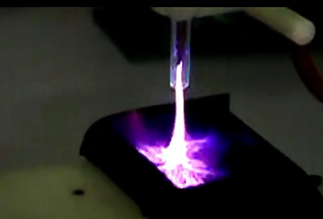 大氣射頻等離子設備工作狀態(tài)-普樂斯等離子清洗機