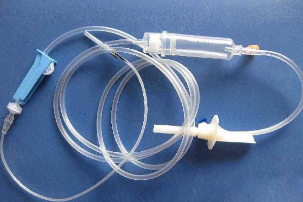 低溫等離子表面處理技術(shù)對避免輸液器拔針脫落現(xiàn)象的作用-普樂斯等離子清洗機